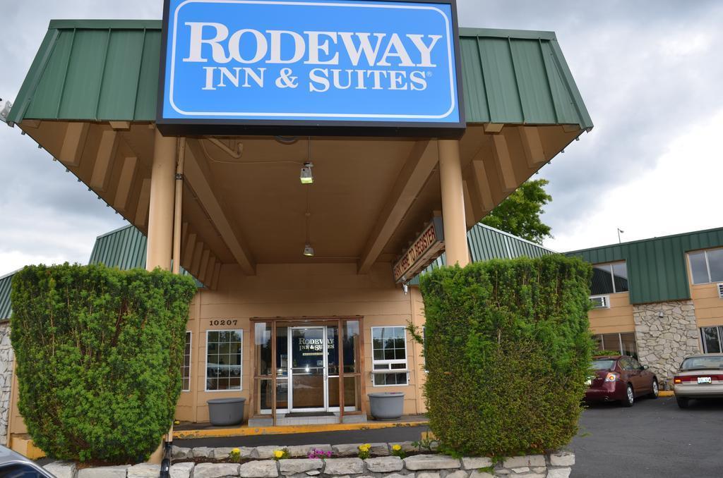 Rodeway Inn & Suites Hwy 217 & 26 W Portland Luaran gambar