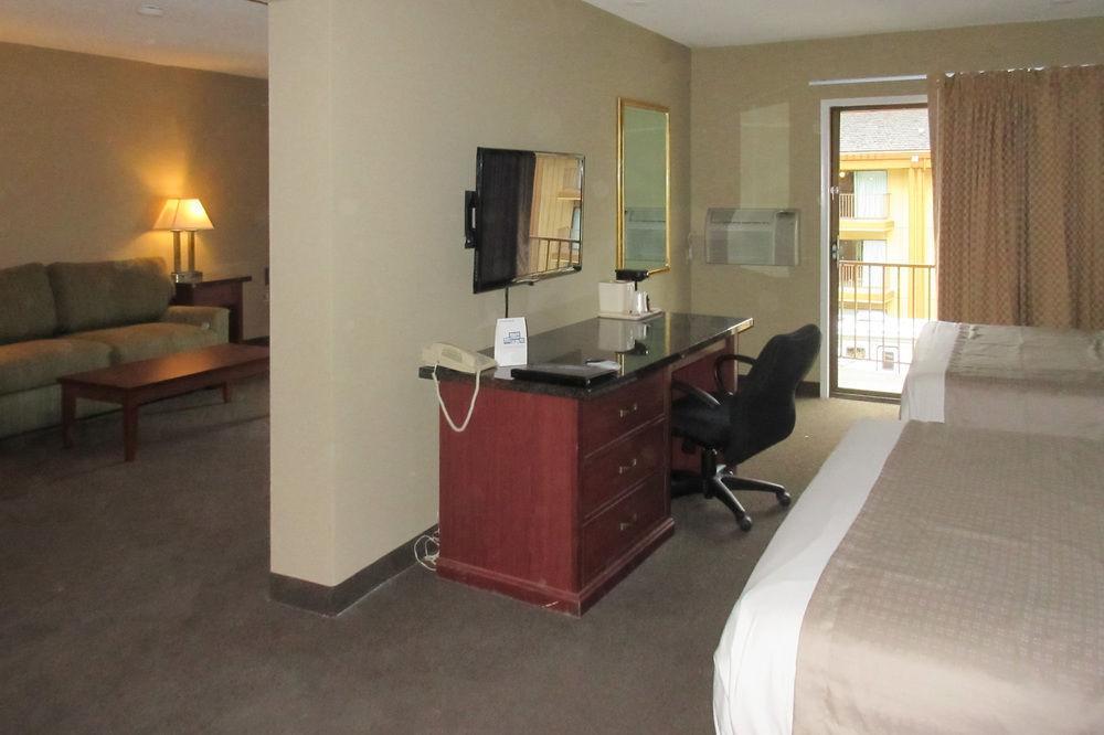 Rodeway Inn & Suites Hwy 217 & 26 W Portland Luaran gambar