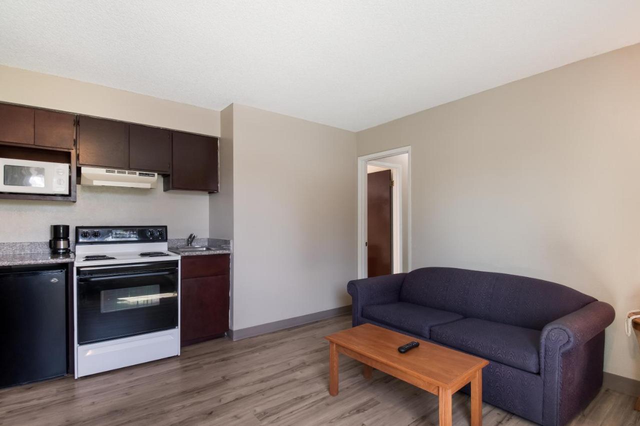 Rodeway Inn & Suites Hwy 217 & 26 W Portland Luaran gambar