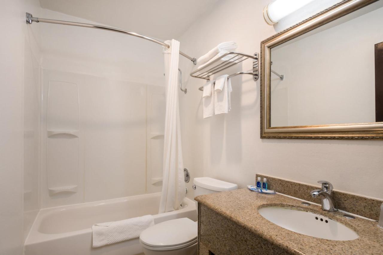 Rodeway Inn & Suites Hwy 217 & 26 W Portland Luaran gambar